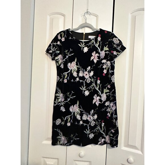 Calvin‎ Klein Women Black Velvet Floral Embroidery Sheath Dress Size 8 - Picture 2 of 7